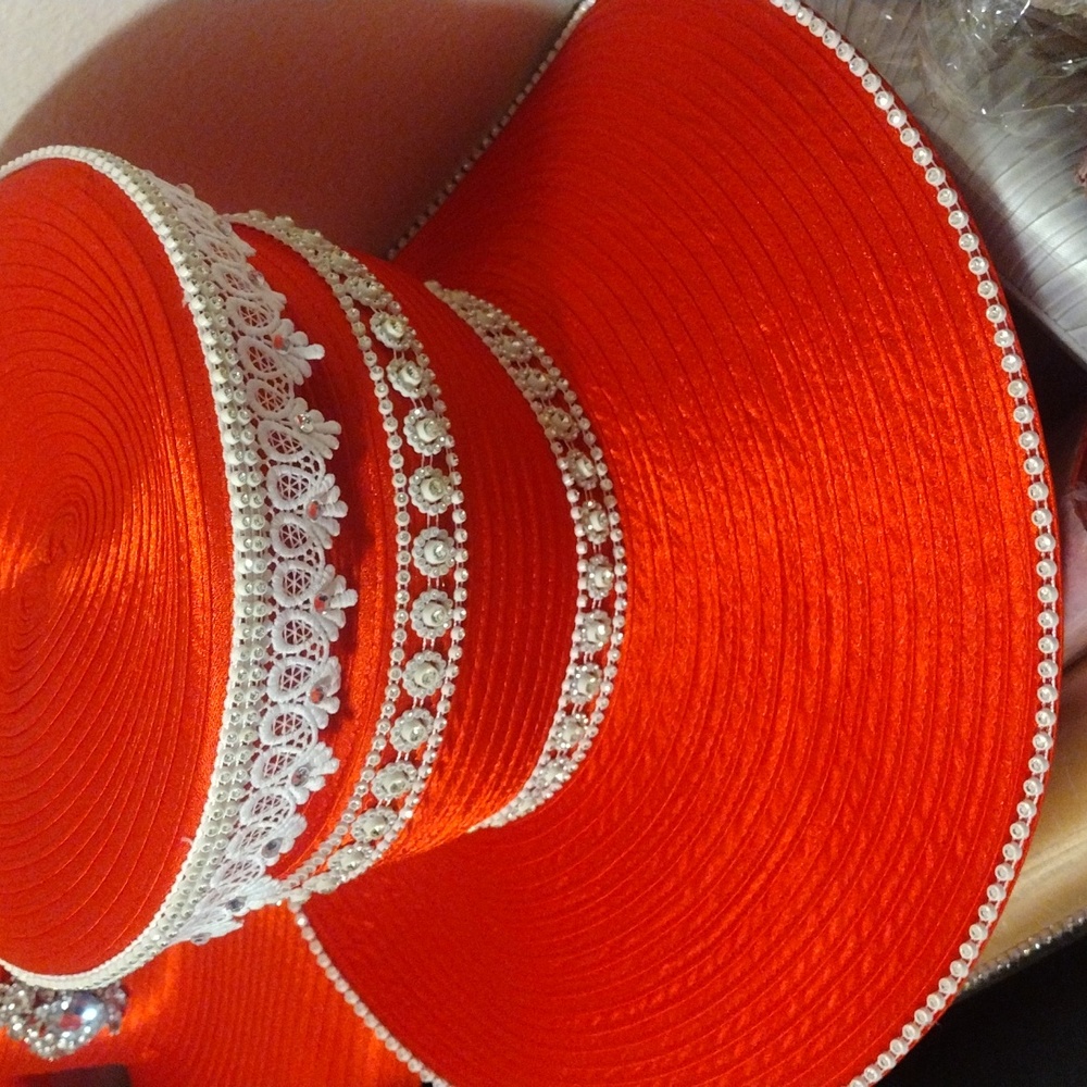 Hat - Picture 2 of 3